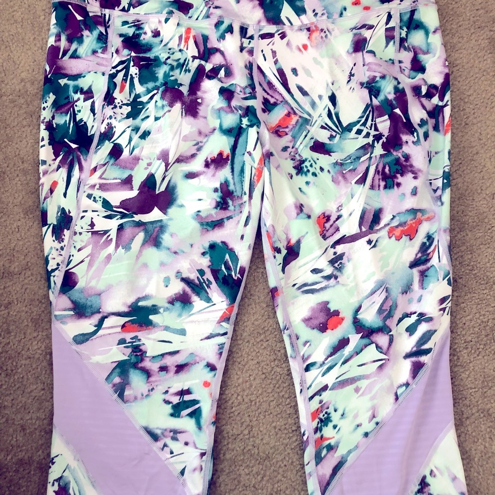 🟣⚪️Ten Gear leggings!  new never worn!